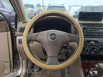 2005 Toyota Corolla LE - miniatura 10