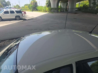 2005 Toyota Corolla LE – miniatura 9