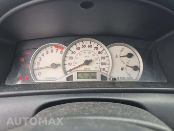 2005 Toyota Corolla S – miniatura 9