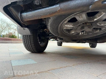 2005 Toyota Highlander Limited w/3rd Row - miniatura 82