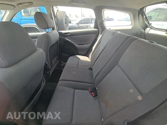2005 Toyota Matrix XR – miniatura 13