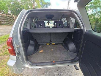 2005 Toyota RAV4 - miniatura 15