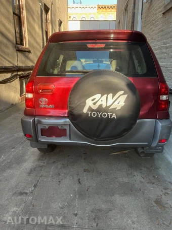 2005 Toyota RAV4 - miniatura 4
