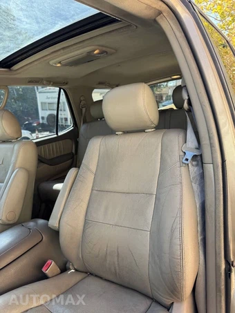 2005 Toyota Sequoia Limited - miniatura 10