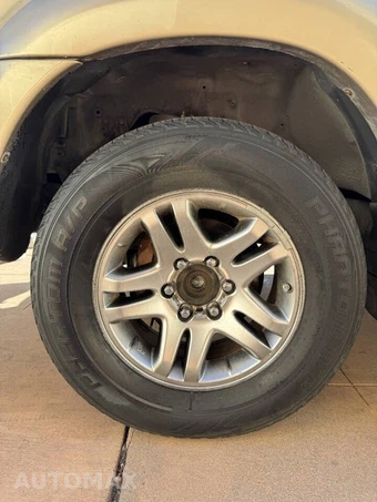 2005 Toyota Sequoia Limited - miniatura 30