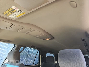 2005 Toyota Sequoia SR5 - miniatura 19