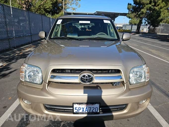 2005 Toyota Sequoia SR5 - miniatura 2
