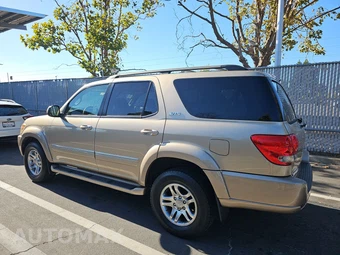 2005 Toyota Sequoia SR5 - miniatura 6