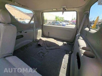 2005 Toyota Sequoia SR5 – miniatura 9