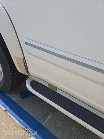 2005 Toyota Sequoia SR5 - miniatura 26