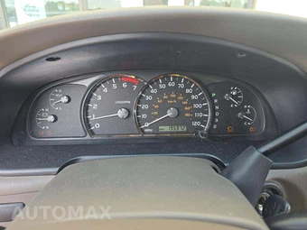2005 Toyota Sequoia SR5 - miniatura 9
