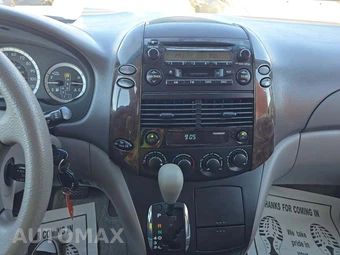 2005 Toyota Sienna CE Minivan 7-Passenger 119.3" WB - miniatura 10