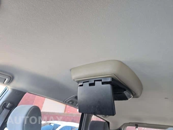 2005 Toyota Sienna CE Minivan 7-Passenger 119.3" WB - miniatura 11