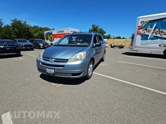 2005 Toyota Sienna LE Minivan 119.3" WB