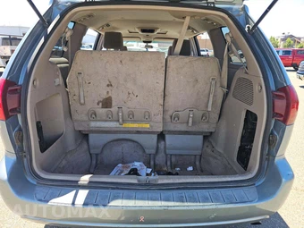 2005 Toyota Sienna LE Minivan 119.3" WB – miniatura 12