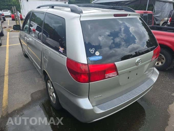 2005 Toyota Sienna LE Minivan 7-Passenger 119.3" WB - miniatura 2