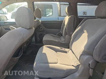 2005 Toyota Sienna LE Minivan 7-Passenger 119.3" WB - miniatura 19