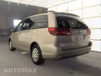 2005 Toyota Sienna LE Minivan 7-Passenger 119.3" WB - miniatura 8