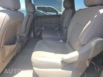 2005 Toyota Sienna XLE Limited Minivan 119.3" WB - miniatura 13