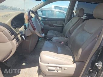 2005 Toyota Sienna XLE Limited Minivan 119.3" WB - miniatura 7