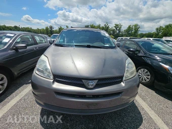 2005 Toyota Sienna XLE Minivan 7-Passenger 119.3" WB - miniatura 2