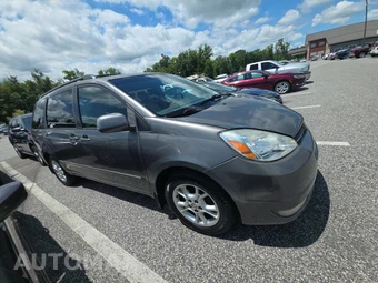 2005 Toyota Sienna XLE Minivan 7-Passenger 119.3" WB - miniatura 3