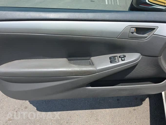 2005 Toyota Solara SE Coupe – miniatura 9