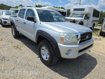 2005 Toyota Tacoma Crew Cab Medium Bed - miniatura 4