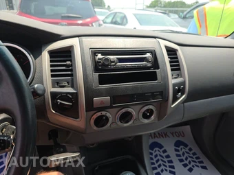 2005 Toyota Tacoma Extended Cab Medium Bed w/Rear Doors - miniatura 11