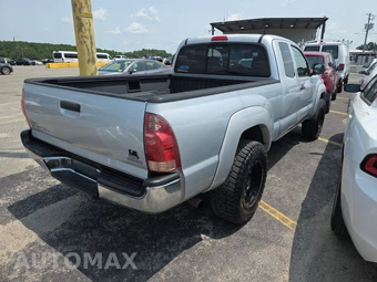 2005 Toyota Tacoma Extended Cab Medium Bed w/Rear Doors - miniatura 4