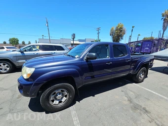 2005 Toyota Tacoma PreRunner Crew Cab Medium Bed