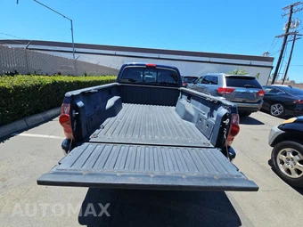 2005 Toyota Tacoma PreRunner Crew Cab Medium Bed – miniatura 16