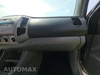2005 Toyota Tacoma PreRunner Crew Cab Medium Bed - miniatura 16