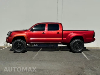 2005 Toyota Tacoma PreRunner Crew Cab Medium Bed - samochód z USA z aukcji Manheim, oferta Kup Teraz w AUTOMAX