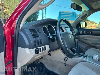 2005 Toyota Tacoma PreRunner Crew Cab Medium Bed - miniatura 40