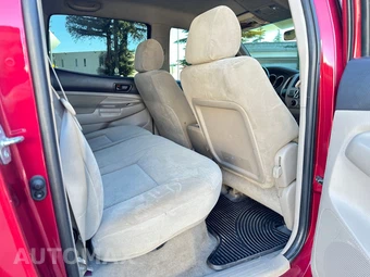 2005 Toyota Tacoma PreRunner Crew Cab Medium Bed - miniatura 49