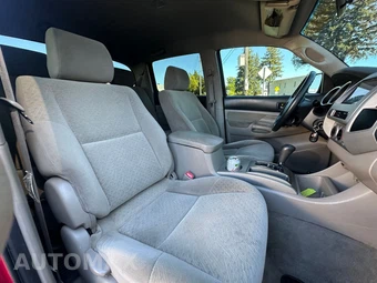 2005 Toyota Tacoma PreRunner Crew Cab Medium Bed - miniatura 51