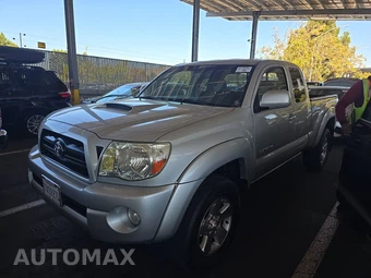2005 Toyota Tacoma PreRunner Extended Cab Medium Bed w/Rear Doors