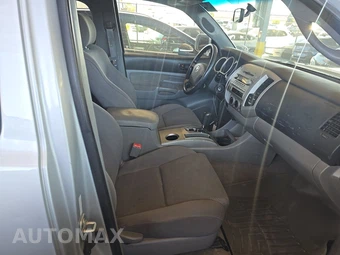 2005 Toyota Tacoma PreRunner Extended Cab Medium Bed w/Rear Doors - miniatura 8