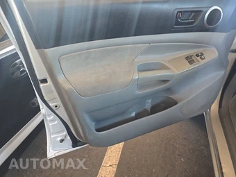 2005 Toyota Tacoma PreRunner Extended Cab Medium Bed w/Rear Doors - miniatura 9