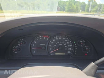2005 Toyota Tundra SR5 Crew Cab Medium Bed - miniatura 9