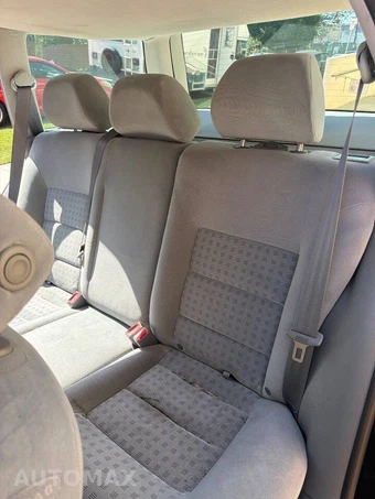 2005 Volkswagen Jetta Wagon GLS - miniatura 20