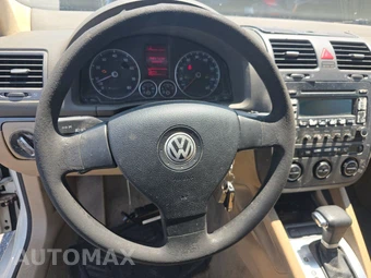 2005 Volkswagen New Jetta Sedan 2.5 – miniatura 10