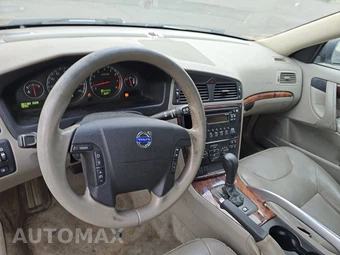 2005 Volvo XC70 w/Moonroof – miniatura 11