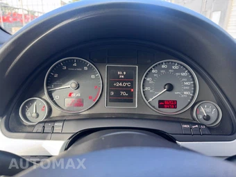 2006 Audi S4 Base - miniatura 3