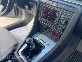 2006 Audi S4 Base - miniatura 8