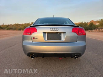 2006 Audi S4 Special Edition Sedan - miniatura 4