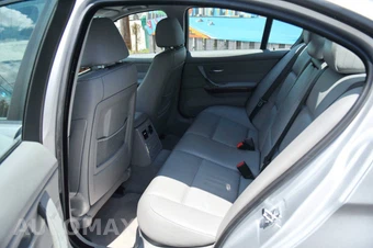 2006 BMW 3 Series Sedan 325i - miniatura 12