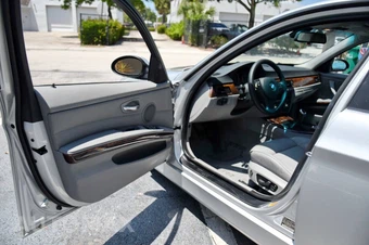 2006 BMW 3 Series Sedan 325i - miniatura 15