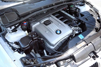 2006 BMW 3 Series Sedan 325i - miniatura 21